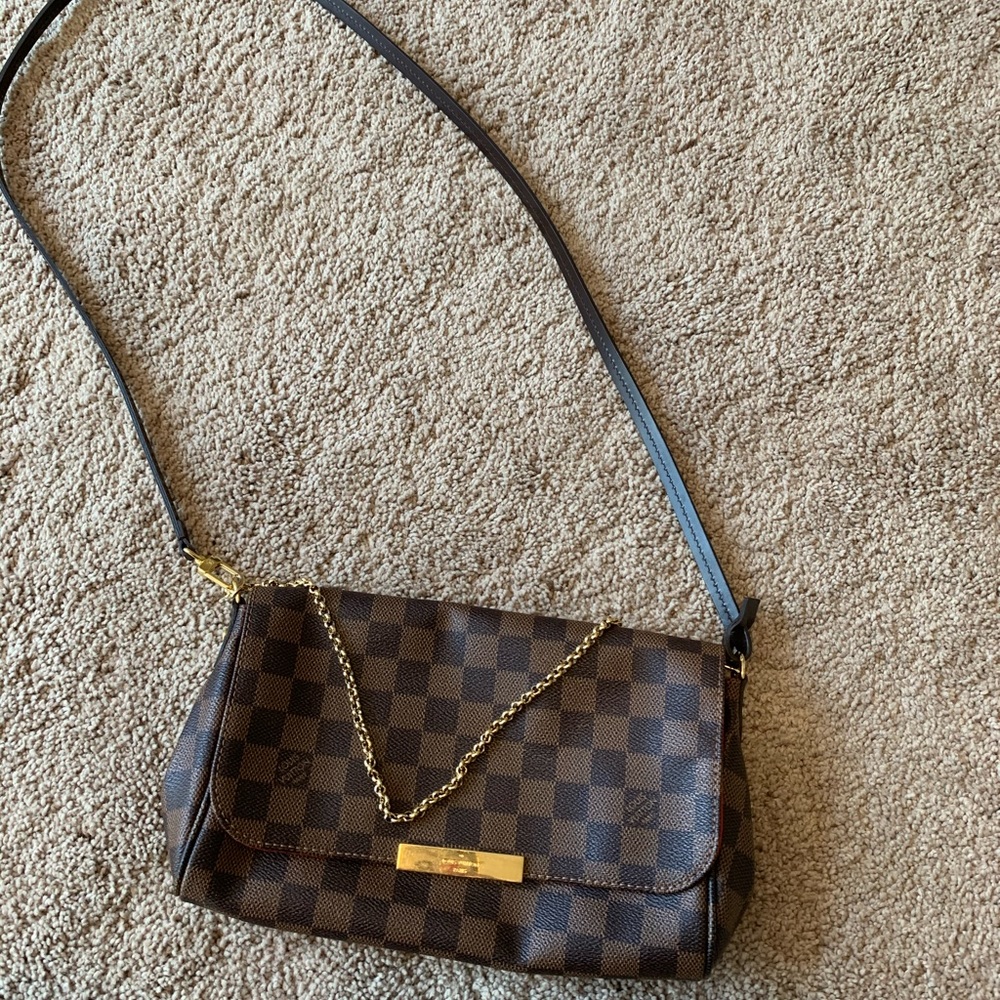 Authentic Louis Vuitton Damier Ebene Favorite MM